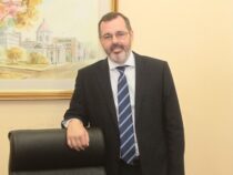 Privatbanken forderten Veröffentlichung von Ausnahmeregelungen bei Übernahmen, während die BCP Berichte für den Senat vorbereitet