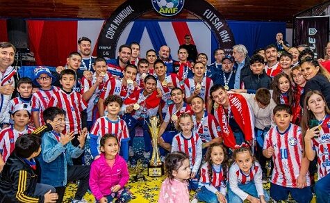 Paraguay ist Weltmeister! Riesen-Krimi in der Verlängerung versetzt Fans in Ekstase