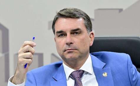 Die feige Abreise: Warum Flávio Bolsonaro nach der Wahlniederlage fluchtartig das Weite suchte