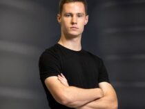 Joshua Dürksen wechselt zum Rennstall Hitech: „Stolz darauf, die Chance zu haben, für sie zu fahren“