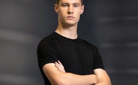 Joshua Dürksen wechselt zum Rennstall Hitech: „Stolz darauf, die Chance zu haben, für sie zu fahren“